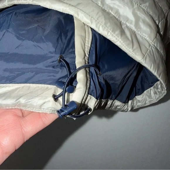 The North Face Ultralight Puffer Jacket - Picture 9 of 9